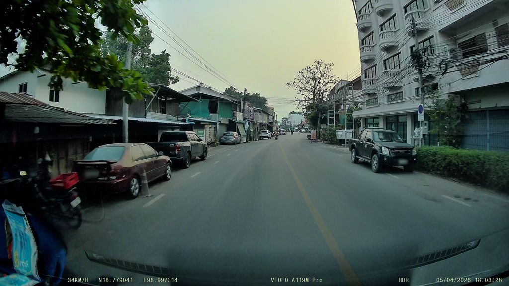 ภาพถนนตรงที่ ก๋วยเตี๋ยวนายเอ็ม ตั้งอยู่ ถ่ายโดย ThailandCambodia พ.ศ. 2569 (2026) · A street-level view of where ก๋วยเตี๋ยวนายเอ็ม · Kuaitiao Nai Em stands, by ThailandCambodia in 2569 (2026)