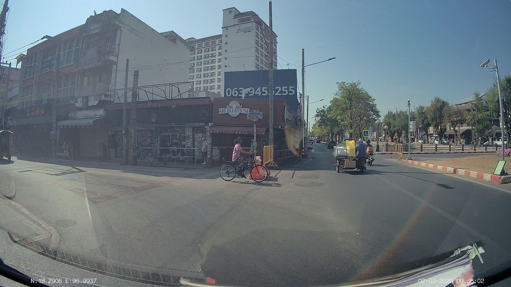 ภาพถนนตรงที่ Mali travel chiangmai & visa service ตั้งอยู่ ถ่ายโดย ThailandCambodia พ.ศ. 2569 (2026) · A street-level view of where Mali travel chiangmai & visa service stands, by ThailandCambodia in 2569 (2026)