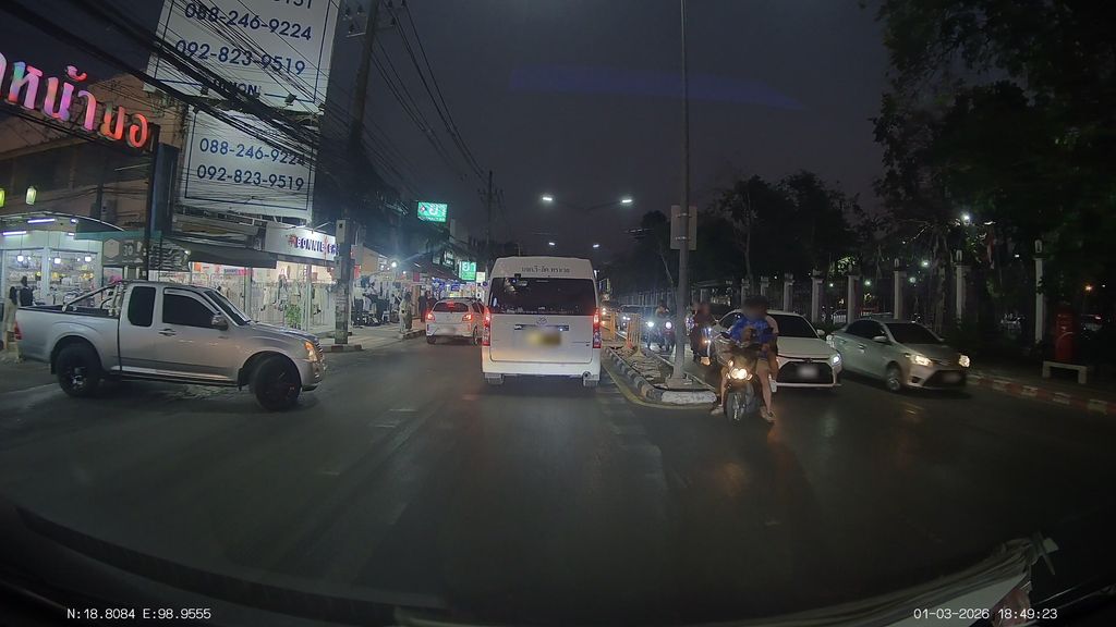 ภาพถนนตรงที่ Doxx Chiangmai ตั้งอยู่ ถ่ายโดย ThailandCambodia พ.ศ. 2569 (2026) · A street-level view of where Doxx Chiangmai stands, by ThailandCambodia in 2569 (2026)