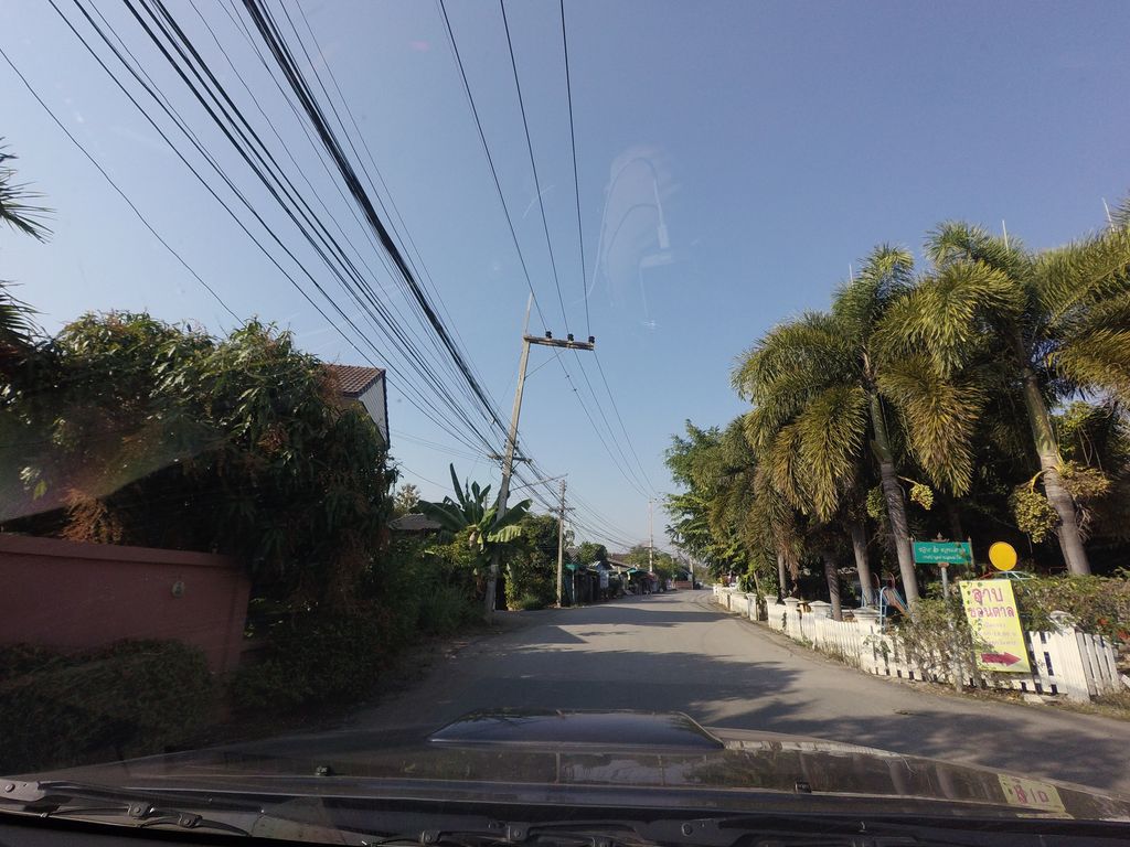 ภาพถนนตรงที่ ร้านลาบลุงตรี ขอนตาล ตั้งอยู่ ถ่ายโดย mishari พ.ศ. 2559 (2016) · A street-level view of where ร้านลาบลุงตรี ขอนตาล · Ran Lap Lung Tri Khontan stands, by mishari in 2559 (2016)