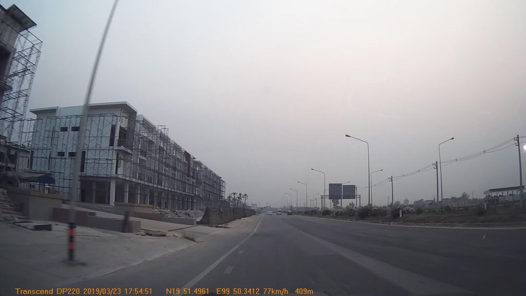 ภาพถนนตรงที่ V Clinic by Dr. Fang ตั้งอยู่ ถ่ายโดย mapcreator พ.ศ. 2562 (2019) · A street-level view of where V Clinic by Dr. Fang stands, by mapcreator in 2562 (2019)