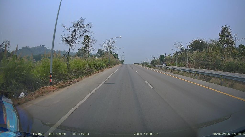 ภาพถนนตรงที่ Mon Kra Tang Coffee ตั้งอยู่ ถ่ายโดย ThailandCambodia พ.ศ. 2569 (2026) · A street-level view of where Mon Kra Tang Coffee stands, by ThailandCambodia in 2569 (2026)