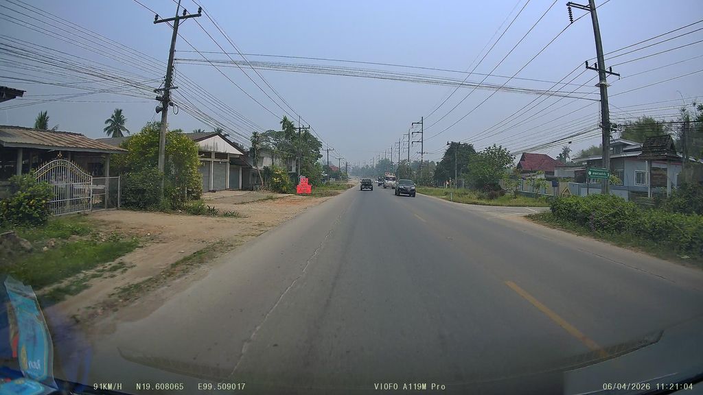ภาพถนนตรงที่ Number 19 Cafe ตั้งอยู่ ถ่ายโดย ThailandCambodia พ.ศ. 2569 (2026) · A street-level view of where Number 19 Cafe stands, by ThailandCambodia in 2569 (2026)