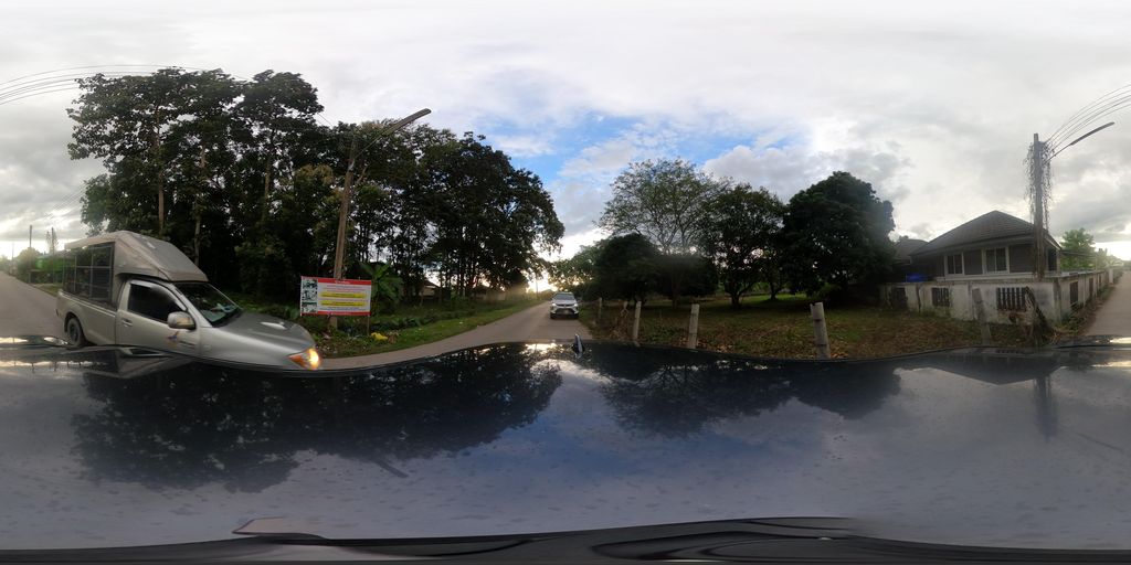 ภาพถนนตรงที่ แก้วมัวกรเฮ้าส์ ตั้งอยู่ ถ่ายโดย SoT พ.ศ. 2568 (2025) · A street-level view of where แก้วมัวกรเฮ้าส์ · Kaeo Mua Kon House stands, by SoT in 2568 (2025)