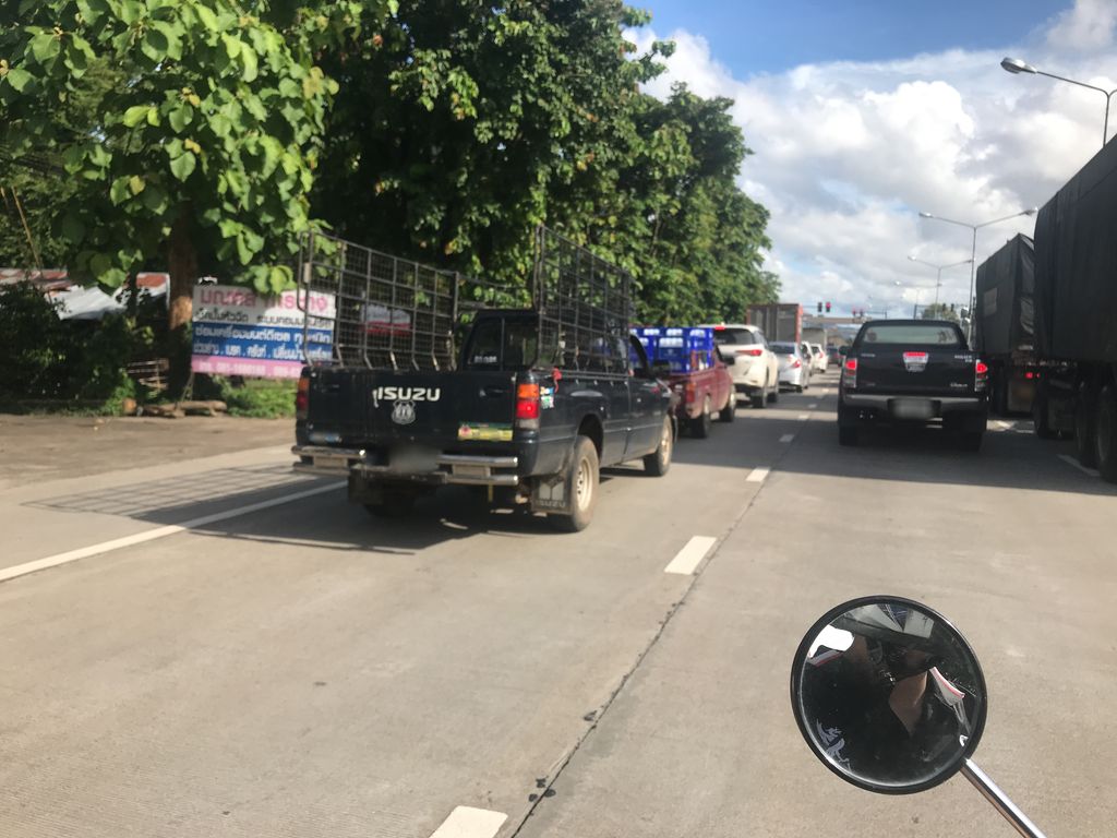 ภาพถนนตรงที่ อู่มณฑลการช่าง ตั้งอยู่ ถ่ายโดย wiwattantib พ.ศ. 2561 (2018) · A street-level view of where อู่มณฑลการช่าง · U Manathon Kanchang stands, by wiwattantib in 2561 (2018)