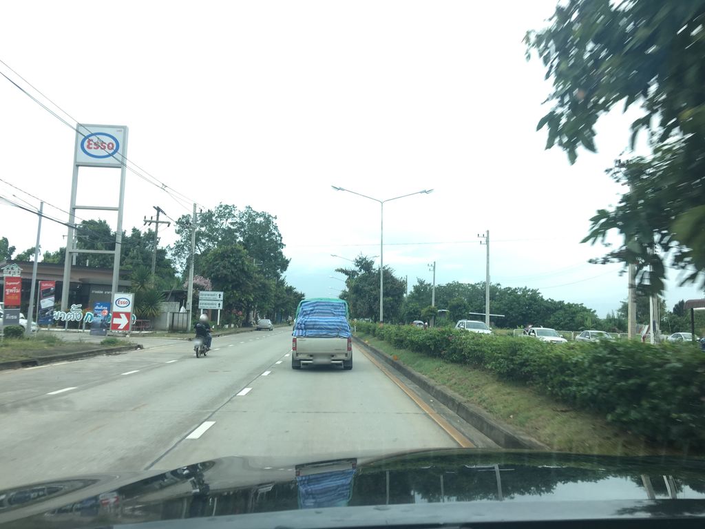ภาพถนนตรงที่ 喜來樂餐廳 ตั้งอยู่ ถ่ายโดย wapriz พ.ศ. 2561 (2018) · A street-level view of where 喜來樂餐廳 stands, by wapriz in 2561 (2018)