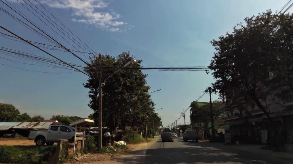 ภาพถนนตรงที่ Be One Resort ตั้งอยู่ ถ่ายโดย toffy พ.ศ. 2561 (2018) · A street-level view of where Be One Resort stands, by toffy in 2561 (2018)
