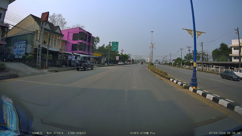 ภาพถนนตรงที่ นราชาชัก สาขาเชียงแสน ตั้งอยู่ ถ่ายโดย ThailandCambodia พ.ศ. 2569 (2026) · A street-level view of where นราชาชัก สาขาเชียงแสน · Narachachak Sakha Chiang Saen stands, by ThailandCambodia in 2569 (2026)
