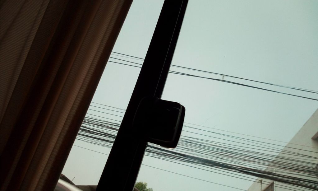 ภาพถนนตรงที่ มลลี่ บิ้วตี้ ตั้งอยู่ ถ่ายโดย ozflor พ.ศ. 2562 (2019) · A street-level view of where มลลี่ บิ้วตี้ · Monli Beauty stands, by ozflor in 2562 (2019)