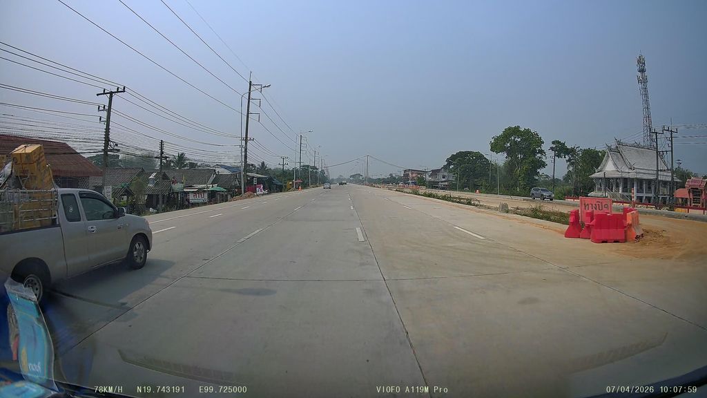 ภาพถนนตรงที่ กิ๋นอิ่ม ข้าวซอยไก่ ตั้งอยู่ ถ่ายโดย ThailandCambodia พ.ศ. 2569 (2026) · A street-level view of where กิ๋นอิ่ม ข้าวซอยไก่ · Kinim Khao Soi Kai stands, by ThailandCambodia in 2569 (2026)