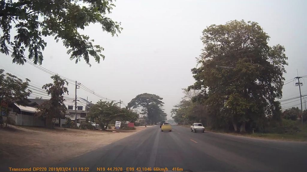 ภาพถนนตรงที่ กาแฟดอยช้าง ตั้งอยู่ ถ่ายโดย mapcreator พ.ศ. 2562 (2019) · A street-level view of where กาแฟดอยช้าง · Kafaetyachang stands, by mapcreator in 2562 (2019)