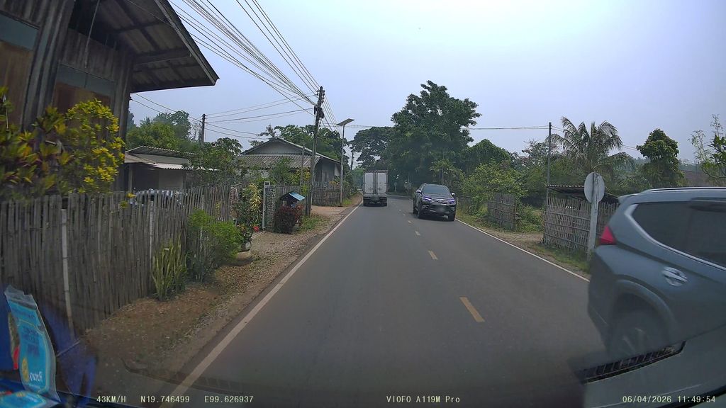 ภาพถนนตรงที่ มาชิลล์ แคมป์ MachillCamp ตั้งอยู่ ถ่ายโดย ThailandCambodia พ.ศ. 2569 (2026) · A street-level view of where มาชิลล์ แคมป์ MachillCamp stands, by ThailandCambodia in 2569 (2026)