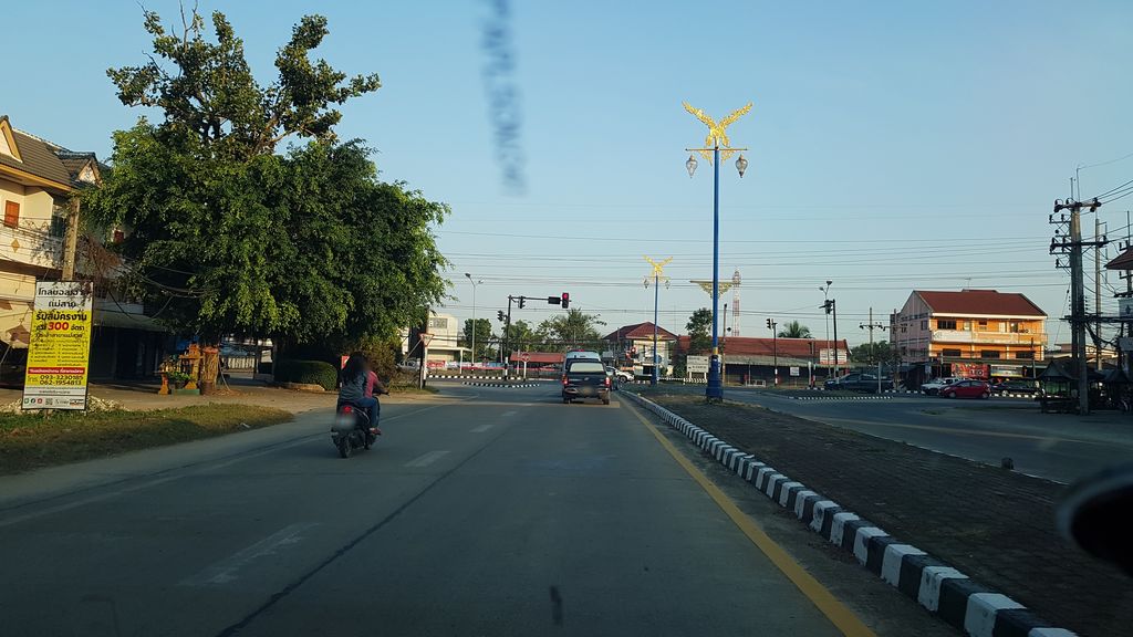 ภาพถนนตรงที่ แจ๊ค สแตนเลส รับเหมางานสแตนเลส ตั้งอยู่ ถ่ายโดย igorzo พ.ศ. 2562 (2019) · A street-level view of where แจ๊ค สแตนเลส รับเหมางานสแตนเลส · Chaek Sataenlet Rapmao Ngan Sataenlet stands, by igorzo in 2562 (2019)