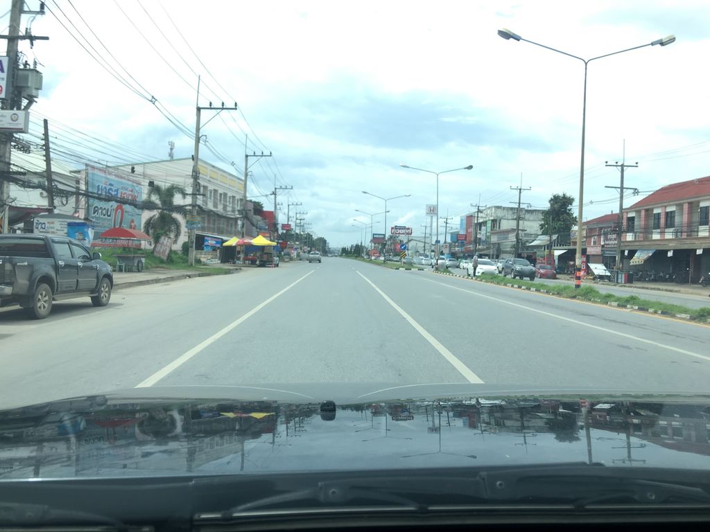 ภาพถนนตรงที่ One Two Tea Coffee and Tea House ตั้งอยู่ ถ่ายโดย wapriz พ.ศ. 2561 (2018) · A street-level view of where One Two Tea Coffee and Tea House stands, by wapriz in 2561 (2018)