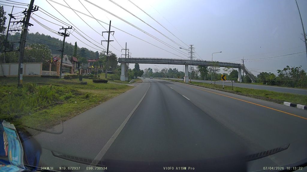 ภาพถนนตรงที่ Petch Lanna Drinking Water ตั้งอยู่ ถ่ายโดย ThailandCambodia พ.ศ. 2569 (2026) · A street-level view of where Petch Lanna Drinking Water stands, by ThailandCambodia in 2569 (2026)
