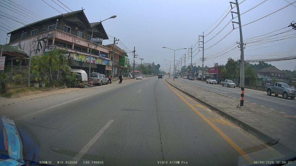 ภาพถนนตรงที่ ร้านขายของเล่น จอยจอยโชกุนสบายสบาย ตั้งอยู่ ถ่ายโดย ThailandCambodia พ.ศ. 2569 (2026) · A street-level view of where ร้านขายของเล่น จอยจอยโชกุนสบายสบาย · Ran Khai Khonglen Choi Choi Chokun Sabai Sabai stands, by ThailandCambodia in 2569 (2026)