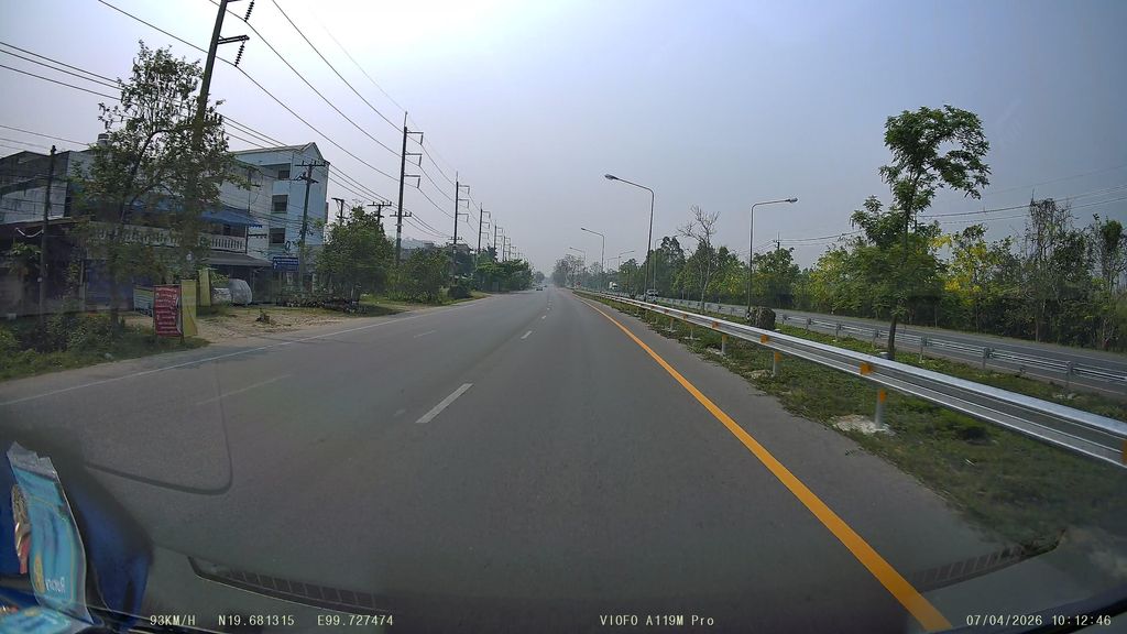 ภาพถนนตรงที่ ล้านนาซาลอน ตั้งอยู่ ถ่ายโดย ThailandCambodia พ.ศ. 2569 (2026) · A street-level view of where ล้านนาซาลอน · Lannasanon stands, by ThailandCambodia in 2569 (2026)