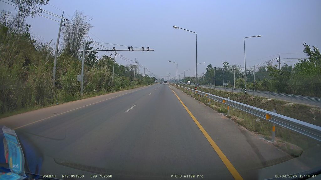 ภาพถนนตรงที่ ช่างเบิร์ด กระจกอลูมิเนียม ตั้งอยู่ ถ่ายโดย ThailandCambodia พ.ศ. 2569 (2026) · A street-level view of where ช่างเบิร์ด กระจกอลูมิเนียม · Changboet Krachok Aluminiam stands, by ThailandCambodia in 2569 (2026)