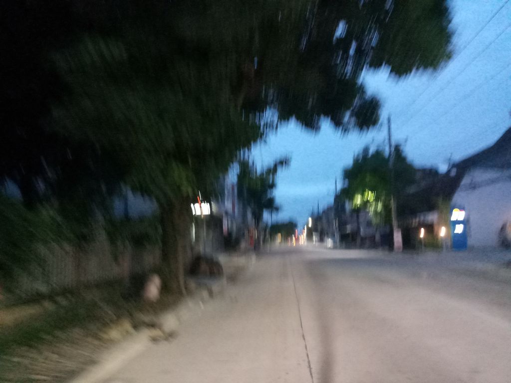 ภาพถนนตรงที่ Hgywa Uhdua ตั้งอยู่ ถ่ายโดย jang พ.ศ. 2561 (2018) · A street-level view of where Hgywa Uhdua stands, by jang in 2561 (2018)