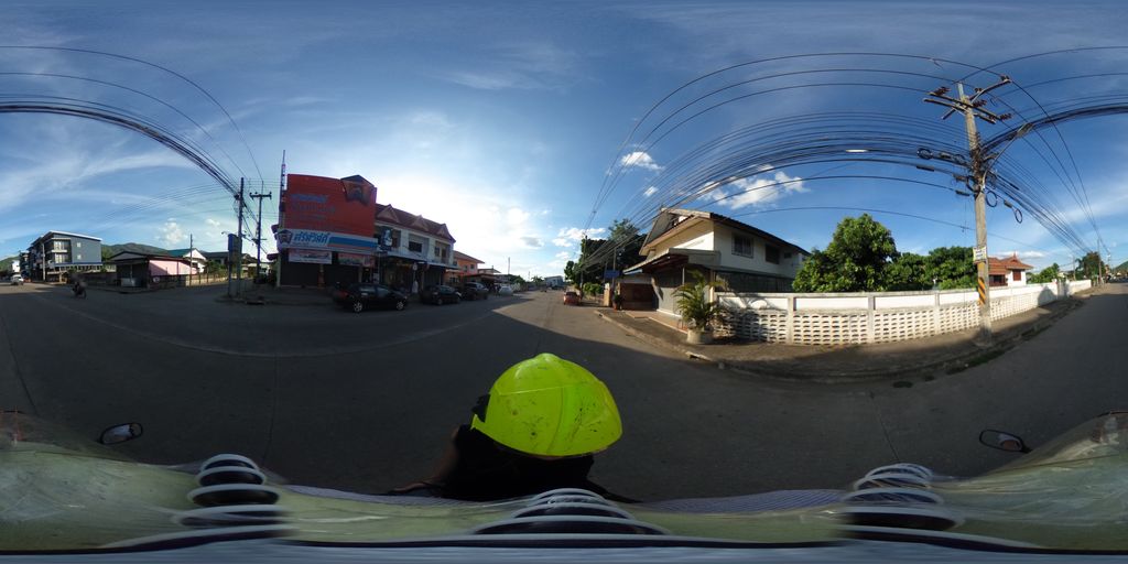 ภาพถนนตรงที่ ตรอ. เอ็ม.ซี. ออโต้อ 2000 ตั้งอยู่ ถ่ายโดย maricarrabonza พ.ศ. 2562 (2019) · A street-level view of where ตรอ. เอ็ม.ซี. ออโต้อ 2000 · Taro. Em.C. Otoa 2000 stands, by maricarrabonza in 2562 (2019)