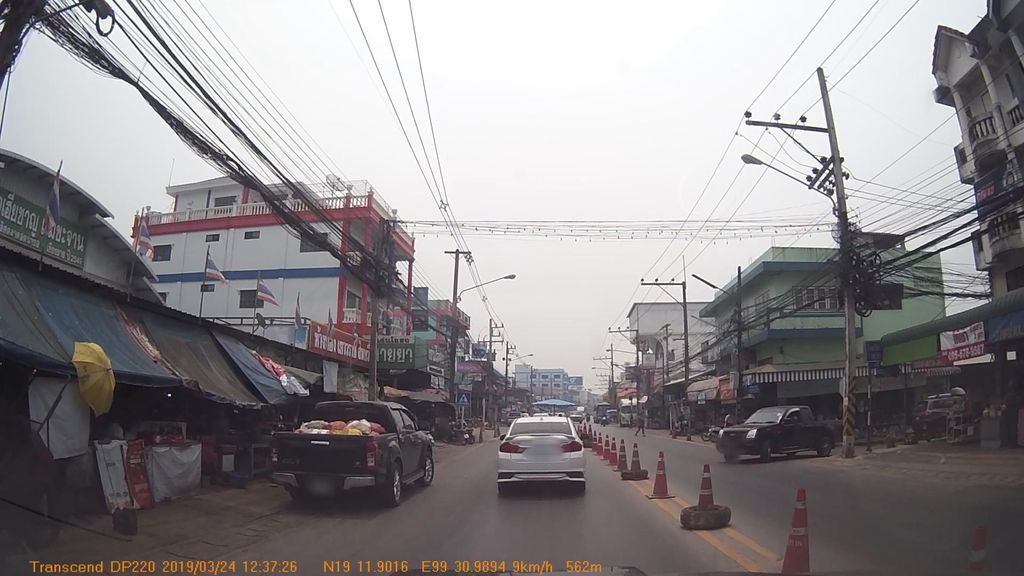 ภาพถนนตรงที่ ช่างภาพจิตอาสา ตั้งอยู่ ถ่ายโดย mapcreator พ.ศ. 2562 (2019) · A street-level view of where ช่างภาพจิตอาสา · Changphap Chitasa stands, by mapcreator in 2562 (2019)