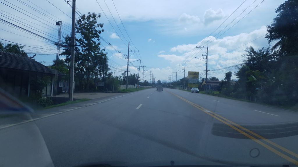 ภาพถนนตรงที่ Cabbages and Condoms Inn and Restaurant ตั้งอยู่ ถ่ายโดย silamanee พ.ศ. 2561 (2018) · A street-level view of where Cabbages and Condoms Inn and Restaurant stands, by silamanee in 2561 (2018)