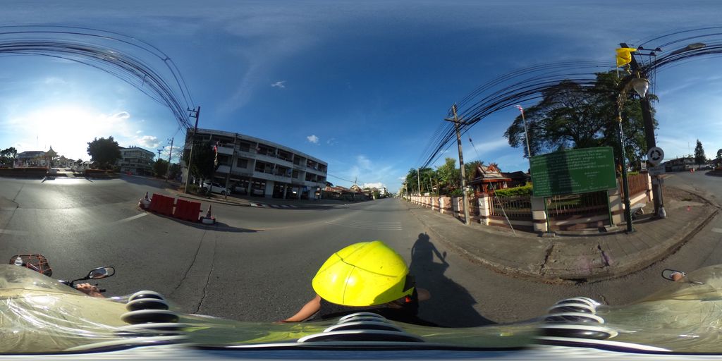 ภาพถนนตรงที่ ร้านเนื้อซิ่ง เชียงราย ตั้งอยู่ ถ่ายโดย maricarrabonza พ.ศ. 2562 (2019) · A street-level view of where ร้านเนื้อซิ่ง เชียงราย · Ran Nuea Sing Chiang Rai stands, by maricarrabonza in 2562 (2019)