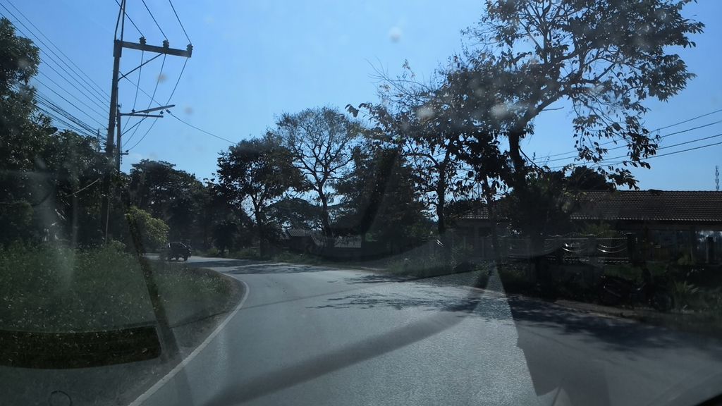 ภาพถนนตรงที่ คนยอง สิบสองปันนา ตั้งอยู่ ถ่ายโดย charlesano พ.ศ. 2561 (2018) · A street-level view of where คนยอง สิบสองปันนา · Khanayong Sipsongpanna stands, by charlesano in 2561 (2018)