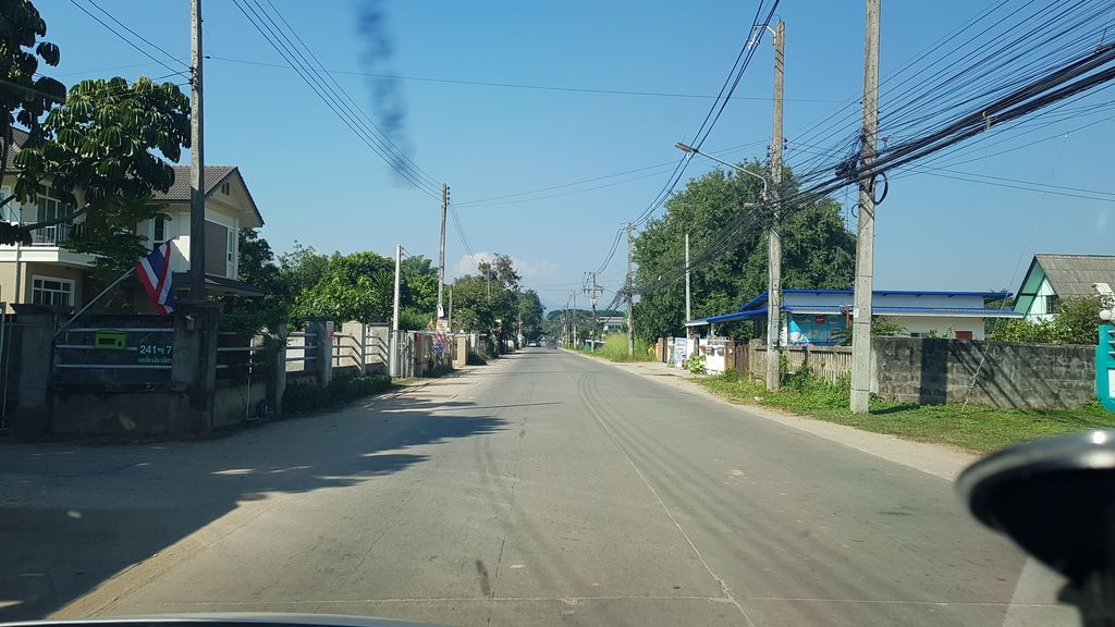 ภาพถนนตรงที่ Every Time Coffee&Bistro ตั้งอยู่ ถ่ายโดย igorzo พ.ศ. 2562 (2019) · A street-level view of where Every Time Coffee&Bistro stands, by igorzo in 2562 (2019)