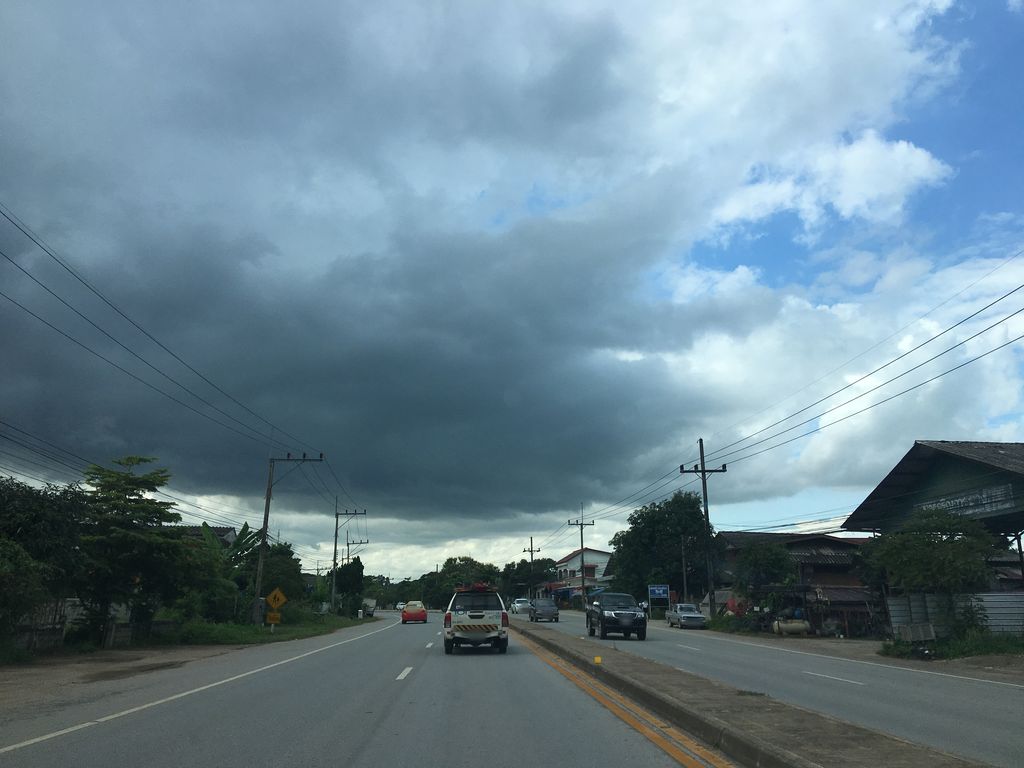 ภาพถนนตรงที่ บริษัทเชียงรายค้าเหล็ก ตั้งอยู่ ถ่ายโดย wapriz พ.ศ. 2561 (2018) · A street-level view of where บริษัทเชียงรายค้าเหล็ก · Chiang Rai Khalek Company stands, by wapriz in 2561 (2018)