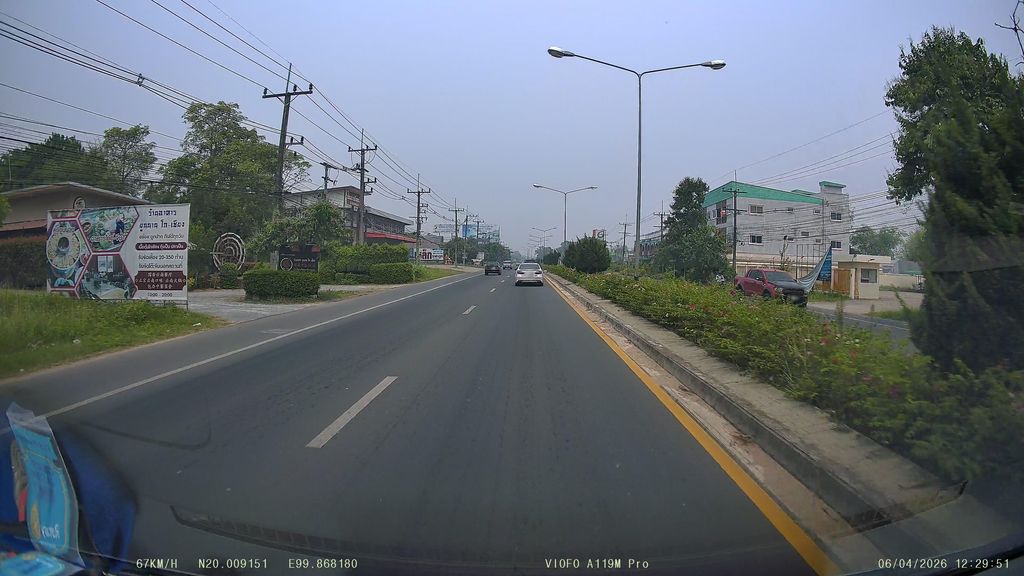 ภาพถนนตรงที่ ภูพิงค์ ข้าวขาหมู ตั้งอยู่ ถ่ายโดย ThailandCambodia พ.ศ. 2569 (2026) · A street-level view of where ภูพิงค์ ข้าวขาหมู · Phuphing Khaokhamu stands, by ThailandCambodia in 2569 (2026)