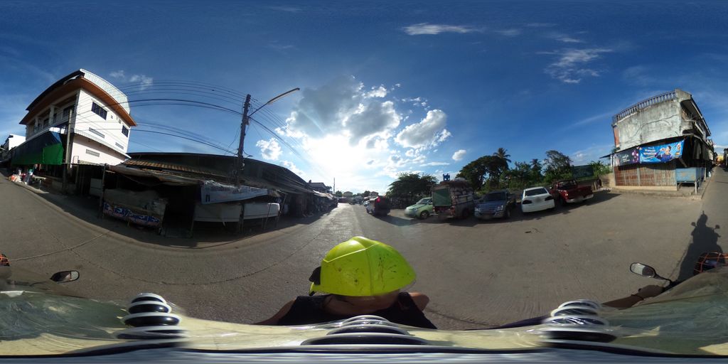 ภาพถนนตรงที่ Hope Cafe ตั้งอยู่ ถ่ายโดย maricarrabonza พ.ศ. 2562 (2019) · A street-level view of where Hope Cafe stands, by maricarrabonza in 2562 (2019)