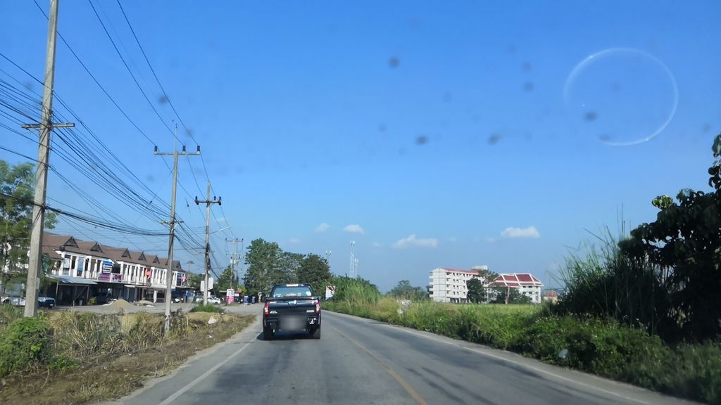 ภาพถนนตรงที่ เตี๋ยวเรือฮิมตาง ตั้งอยู่ ถ่ายโดย charlesano พ.ศ. 2561 (2018) · A street-level view of where เตี๋ยวเรือฮิมตาง · Tiaoruea Himtang stands, by charlesano in 2561 (2018)