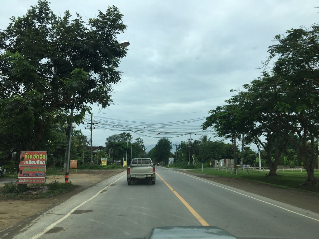 ภาพถนนตรงที่ The Postpoint ตั้งอยู่ ถ่ายโดย wapriz พ.ศ. 2561 (2018) · A street-level view of where The Postpoint stands, by wapriz in 2561 (2018)
