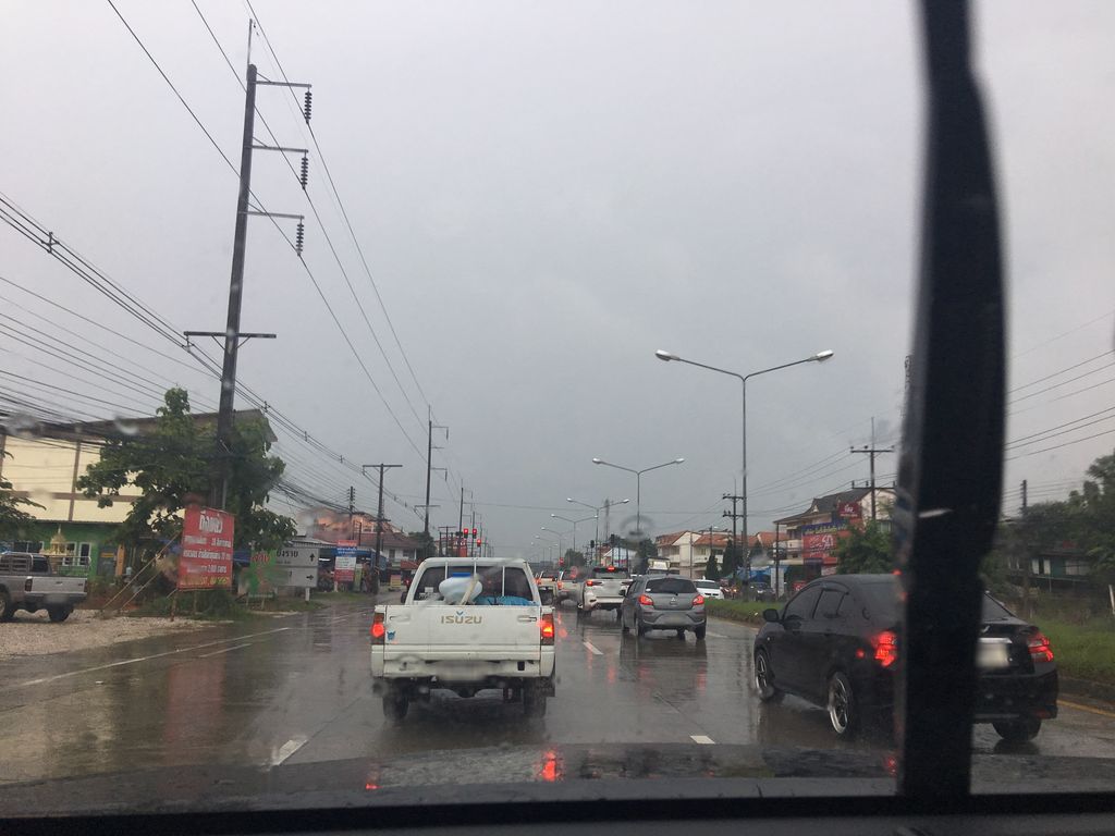 ภาพถนนตรงที่ 96 Car Wash ตั้งอยู่ ถ่ายโดย wapriz พ.ศ. 2561 (2018) · A street-level view of where 96 Car Wash stands, by wapriz in 2561 (2018)