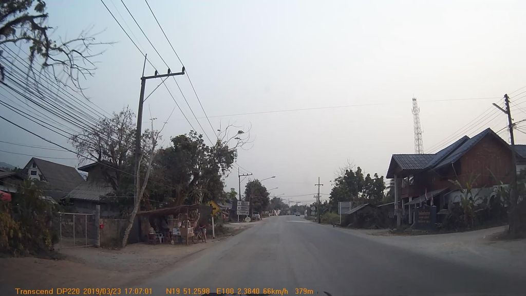 ภาพถนนตรงที่ ศูนย์ปฏิบัติวิปัสสนาฯวัดถ้ำพระผาคอก จ.เชียงราย เพจหลัก ตั้งอยู่ ถ่ายโดย mapcreator พ.ศ. 2562 (2019) · A street-level view of where ศูนย์ปฏิบัติวิปัสสนาฯวัดถ้ำพระผาคอก จ.เชียงราย เพจหลัก · Patibati Wipatsana Wat Tham Phra Pha Khok Cha.Chiang Rai Phetlak Centre stands, by mapcreator in 2562 (2019)