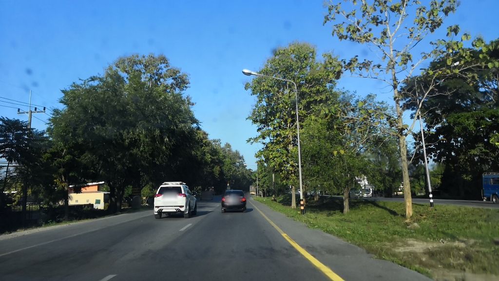 ภาพถนนตรงที่ Perfect Network and Supply ตั้งอยู่ ถ่ายโดย charlesano พ.ศ. 2561 (2018) · A street-level view of where Perfect Network and Supply stands, by charlesano in 2561 (2018)