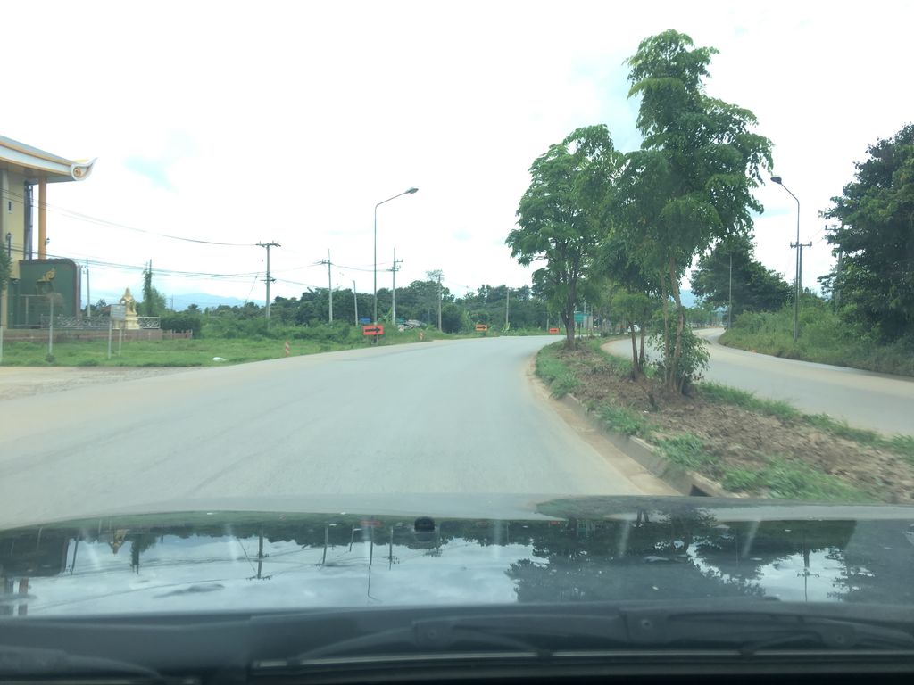 ภาพถนนตรงที่ ซีแอนด์อี ตั้งอยู่ ถ่ายโดย wapriz พ.ศ. 2561 (2018) · A street-level view of where ซีแอนด์อี · C & I stands, by wapriz in 2561 (2018)