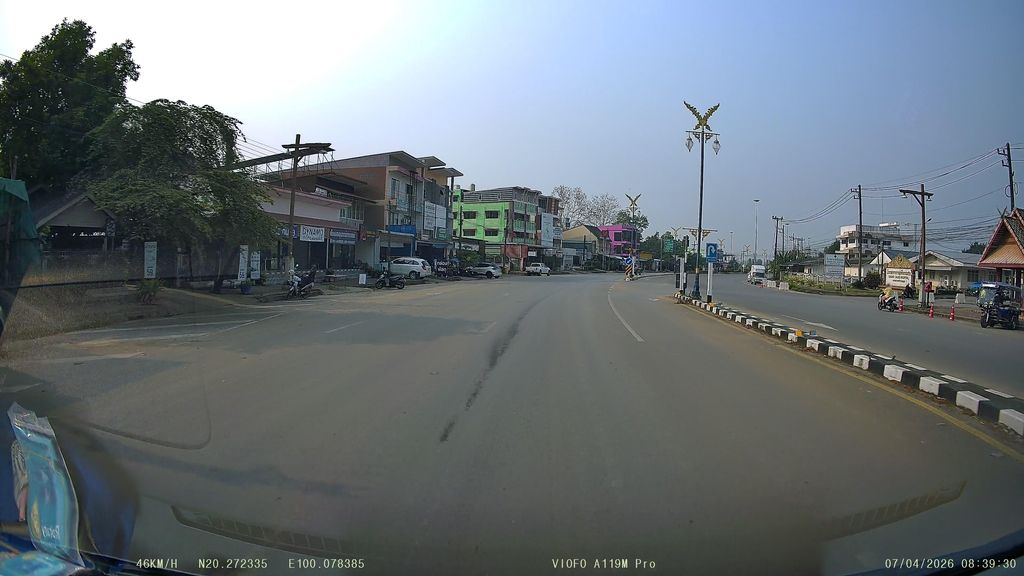 ภาพถนนตรงที่ ข้าวหน้าเป็ดนครปฐม ตั้งอยู่ ถ่ายโดย ThailandCambodia พ.ศ. 2569 (2026) · A street-level view of where ข้าวหน้าเป็ดนครปฐม · Khaonapet Nakhon Pathom stands, by ThailandCambodia in 2569 (2026)