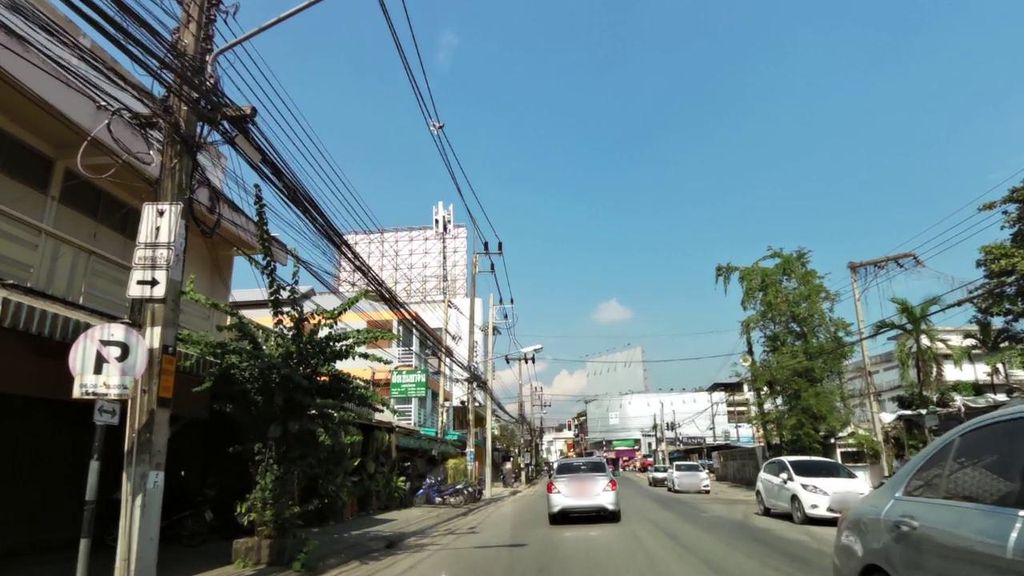 ภาพถนนตรงที่ คลินิกฝังเข็มแพทย์จีนจิราพร ตั้งอยู่ ถ่ายโดย toffy พ.ศ. 2561 (2018) · A street-level view of where คลินิกฝังเข็มแพทย์จีนจิราพร · Fangkhem Phaet Chin Chira Phon Clinic stands, by toffy in 2561 (2018)