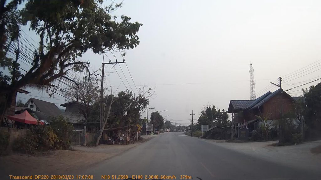 ภาพถนนตรงที่ ชานมบ้านผึ้ง ตั้งอยู่ ถ่ายโดย mapcreator พ.ศ. 2562 (2019) · A street-level view of where ชานมบ้านผึ้ง · Chanmabanphueng stands, by mapcreator in 2562 (2019)