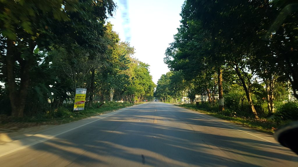 ภาพถนนตรงที่ มาตานาคาเฟ่&รีสอร์ท ตั้งอยู่ ถ่ายโดย igorzo พ.ศ. 2562 (2019) · A street-level view of where มาตานาคาเฟ่&รีสอร์ท · Matanakhafe&Resort stands, by igorzo in 2562 (2019)
