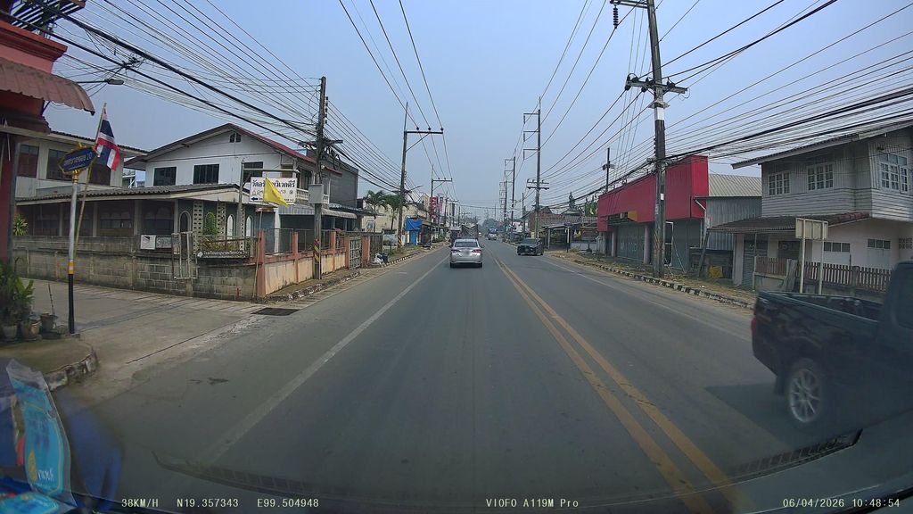 ภาพถนนตรงที่ เวียงป่าเป้า บาร์เบอร์ ตั้งอยู่ ถ่ายโดย ThailandCambodia พ.ศ. 2569 (2026) · A street-level view of where เวียงป่าเป้า บาร์เบอร์ · Wiang Pa Pao Barber stands, by ThailandCambodia in 2569 (2026)