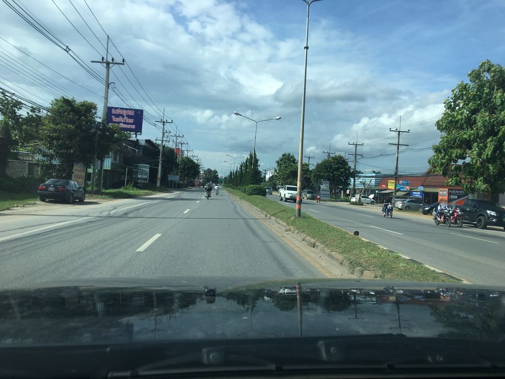 ภาพถนนตรงที่ ร้านโกบูรณ์ ตั้งอยู่ ถ่ายโดย wapriz พ.ศ. 2561 (2018) · A street-level view of where ร้านโกบูรณ์ · Ran Kobun stands, by wapriz in 2561 (2018)
