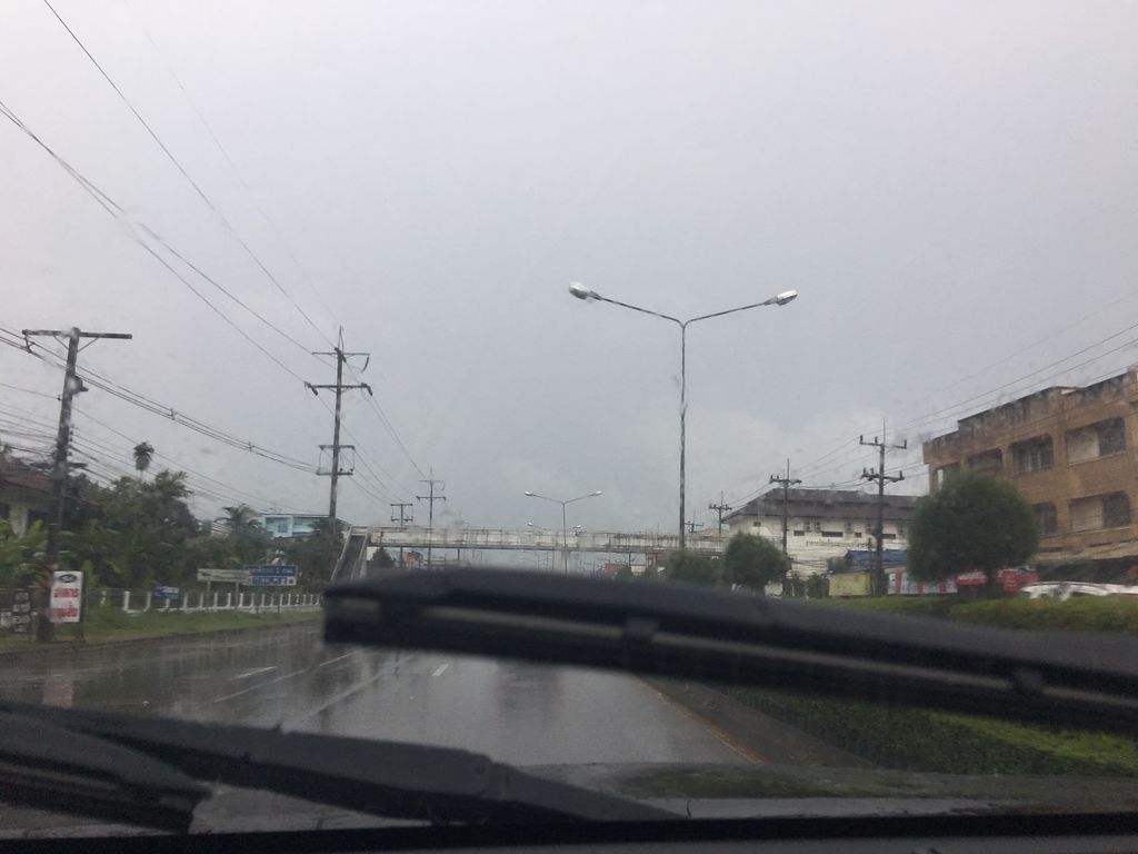 ภาพถนนตรงที่ ปันปันคอฟฟี่ ตั้งอยู่ ถ่ายโดย wapriz พ.ศ. 2561 (2018) · A street-level view of where ปันปันคอฟฟี่ · Panpankhopfi stands, by wapriz in 2561 (2018)