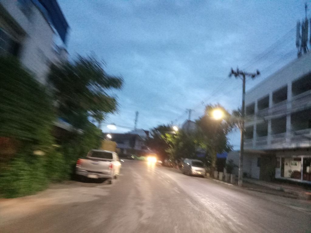 ภาพถนนตรงที่ Nanaba Cafe ตั้งอยู่ ถ่ายโดย jang พ.ศ. 2561 (2018) · A street-level view of where Nanaba Cafe stands, by jang in 2561 (2018)