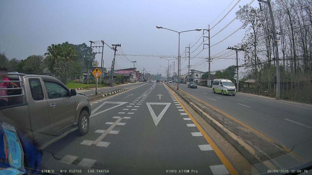 ภาพถนนตรงที่ น้ำเงี้ยวแม่เย็น ตั้งอยู่ ถ่ายโดย ThailandCambodia พ.ศ. 2569 (2026) · A street-level view of where น้ำเงี้ยวแม่เย็น · Nam Ngiao Mae Yen stands, by ThailandCambodia in 2569 (2026)