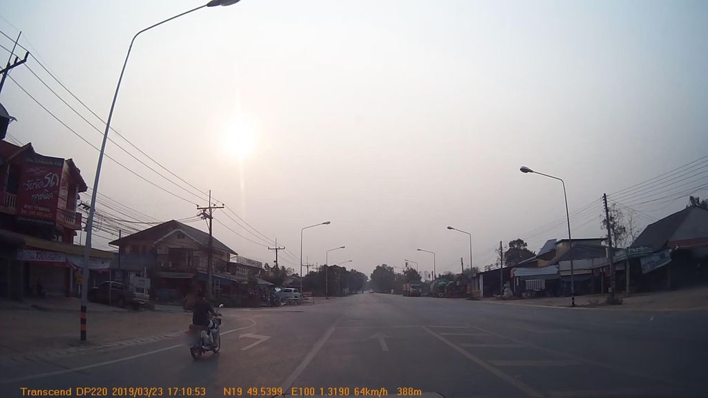 ภาพถนนตรงที่ ตลาดนัดคลองถม บ้านดอน ตั้งอยู่ ถ่ายโดย mapcreator พ.ศ. 2562 (2019) · A street-level view of where ตลาดนัดคลองถม บ้านดอน · Nat Khlong Thom Ban Don Market stands, by mapcreator in 2562 (2019)