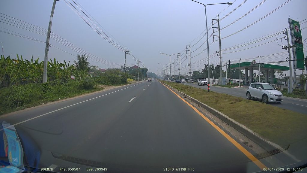 ภาพถนนตรงที่ ศูนย์ส่งเสริมและพัฒนาอาชีพการเกษตรจังหวัดเชียงราย ตั้งอยู่ ถ่ายโดย ThailandCambodia พ.ศ. 2569 (2026) · A street-level view of where ศูนย์ส่งเสริมและพัฒนาอาชีพการเกษตรจังหวัดเชียงราย · Songsoem Lae Phatthana Achip Kan Kaset Changwat Chiang Rai Centre stands, by ThailandCambodia in 2569 (2026)