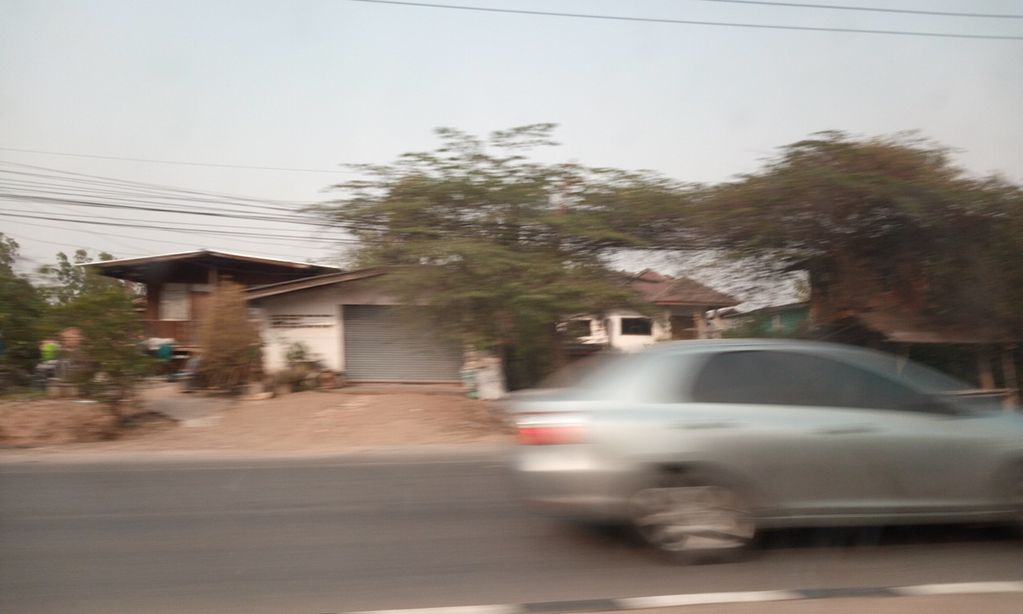 ภาพถนนตรงที่ อู่ cat.service ตั้งอยู่ ถ่ายโดย ozflor พ.ศ. 2562 (2019) · A street-level view of where อู่ cat.service stands, by ozflor in 2562 (2019)